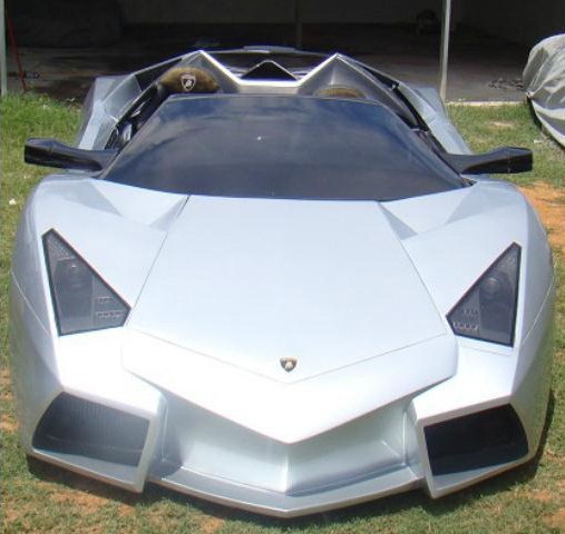 Lamborghini Reventon стал жертвой \"фальшивомонетчиков\"