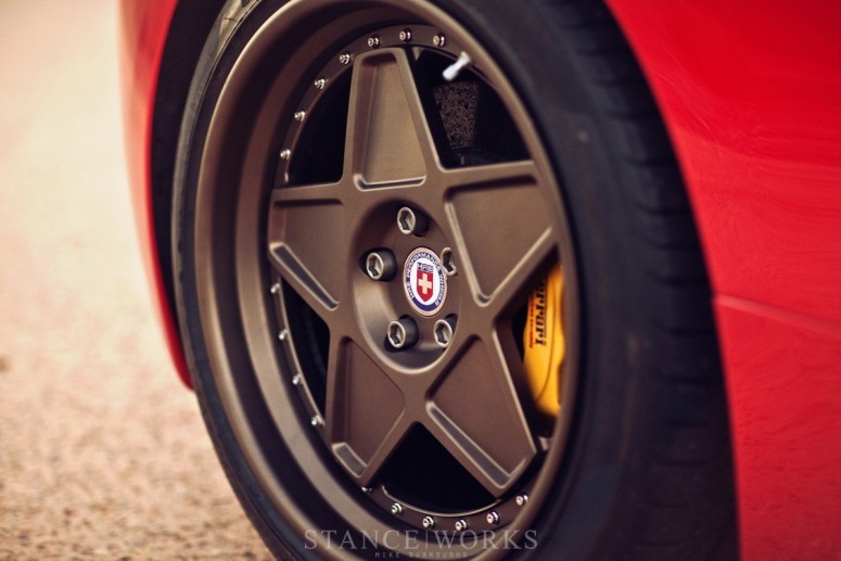 HRE показал суточную дозу сексуальности, Ferrari 458 Italia [видео]