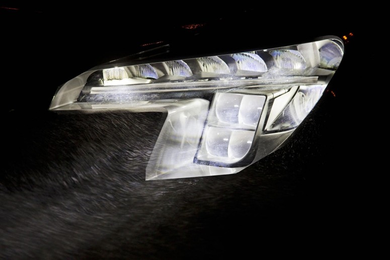 На смену ксенону приходят светодиоды: Opel Matrix beam