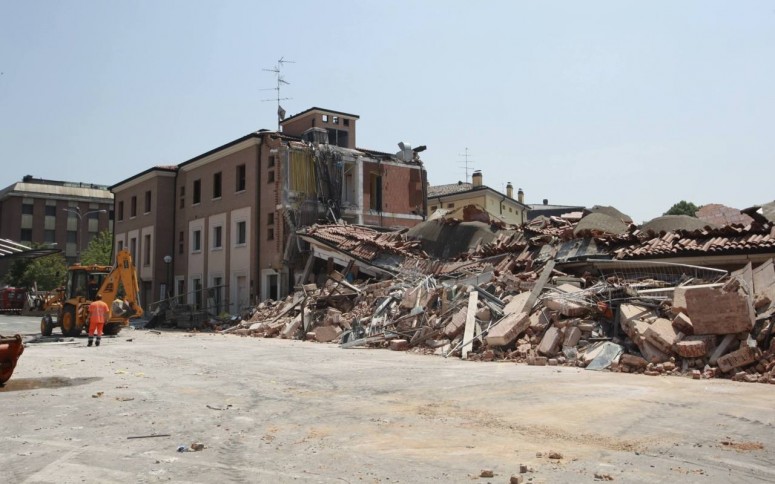 Землетрясение приостановило производство итальянских суперкаров