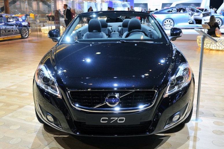 Volvo разработает купе премиум-класса: C90
