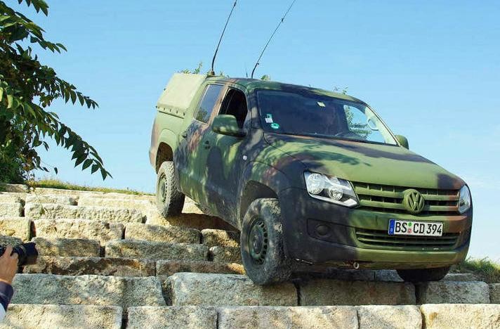 Пикап Volkswagen Amarok призвали в армию