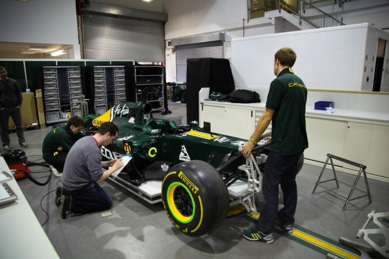Как перевозят десятки тонн техники в Формуле-1