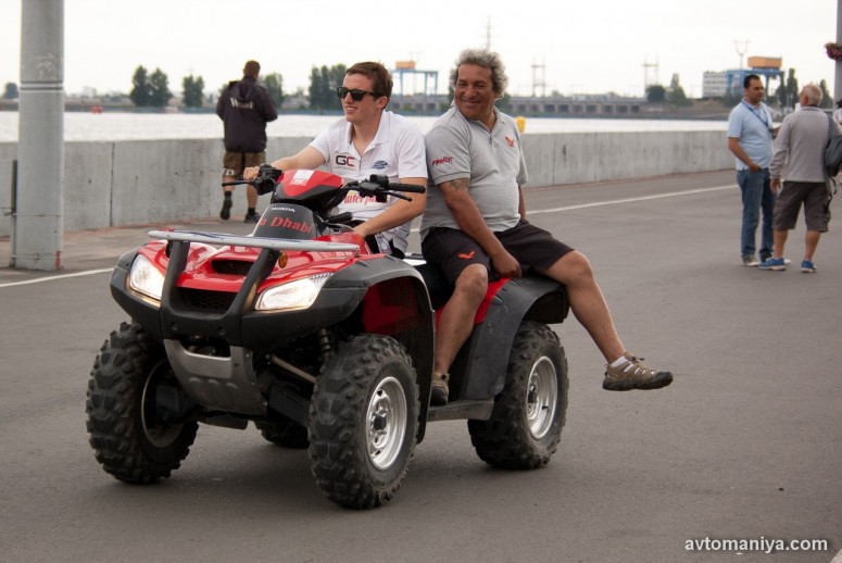 Формула 1 на воде Киев 2012: фоторепортаж