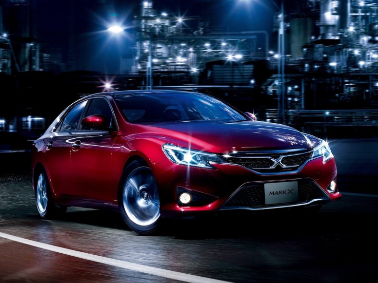 2013 Toyota Mark X: только для Японии!