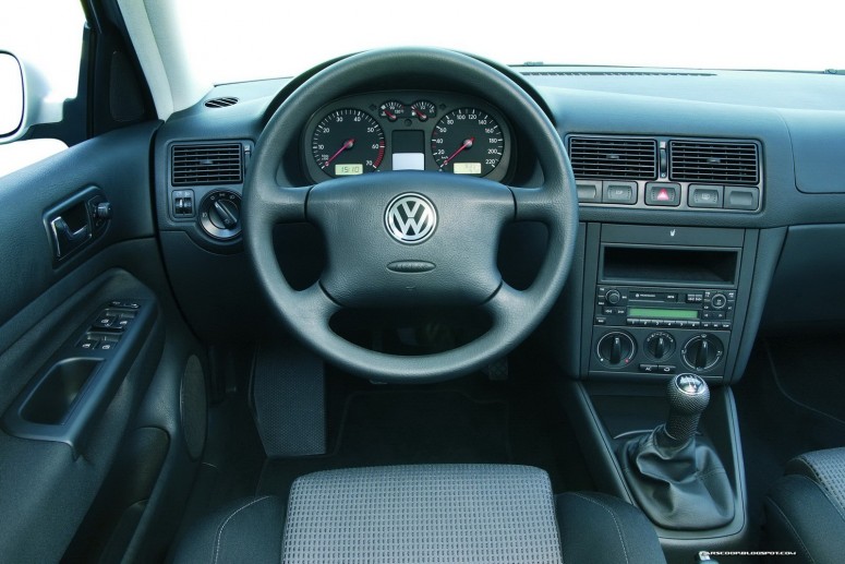 Volkswagen и семь Гольфов: краткая история 38-летнего бренда
