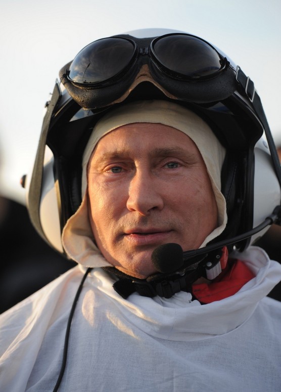 Путин и журавли: полет на дельтаплане «Поиск-06» [фото, видео]