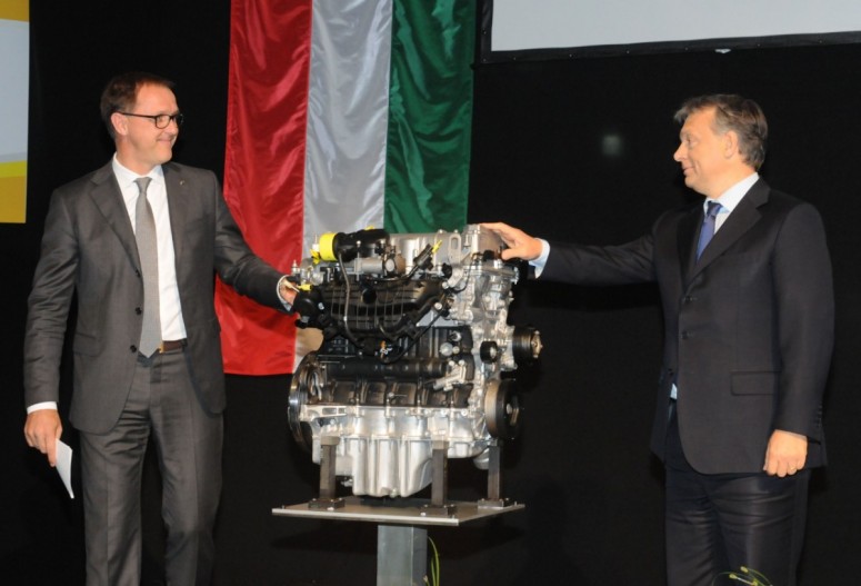 Новый завод двигателей Opel открылся в Венгрии