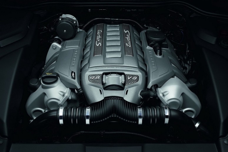 Porsche представил новую топ-серию Cayenne Turbo S [видео]