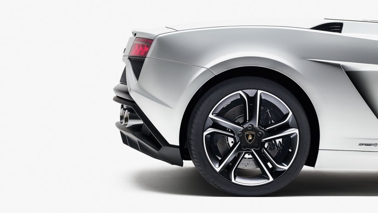 Lamborghini представил обновленный 2013 Gallardo Spyder