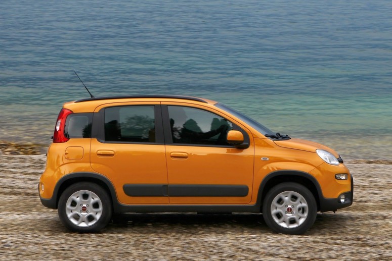 Fiat показал 2013 Panda 4x4 и Panda Trekking