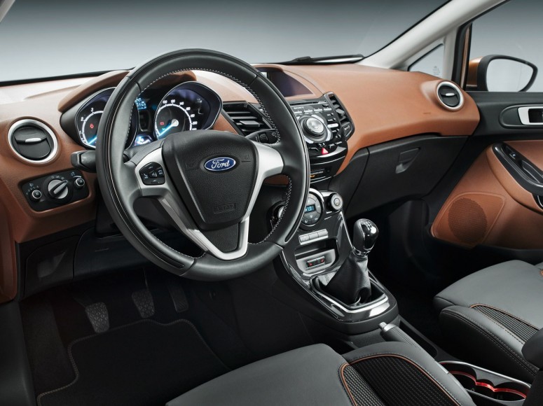 Ford отзывает 262 тысячи Fiesta из-за проблем с подушкой безопасности