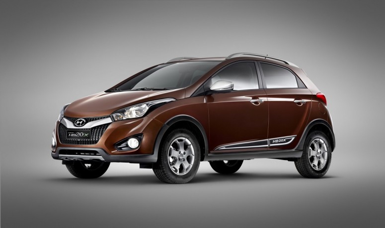 Мини-кроссовер Hyundai HB20X 2013 для развивающихся рынков