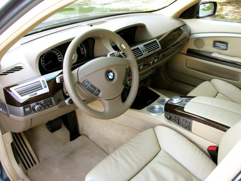 BMW отзывает \"семерку\" 2005-2007 модельных годов