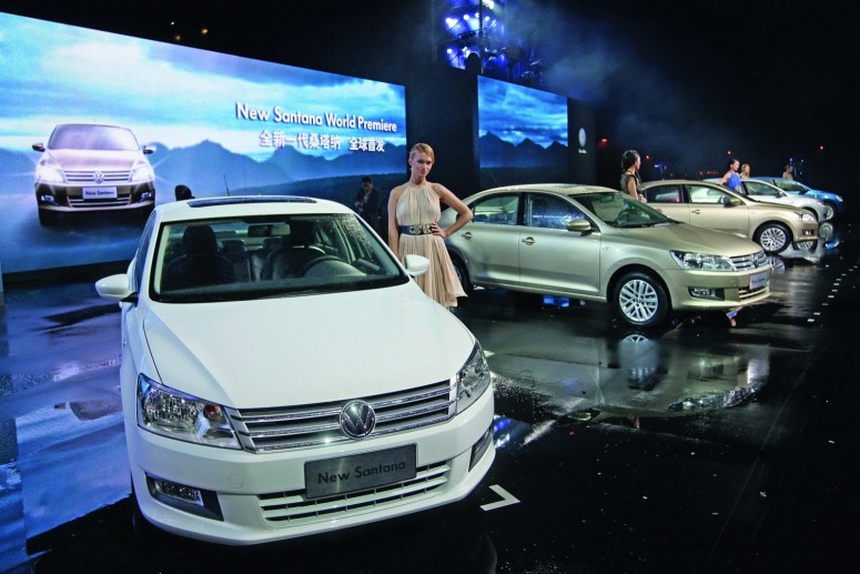 Volkswagen обновил китайский Passat под названием Santana