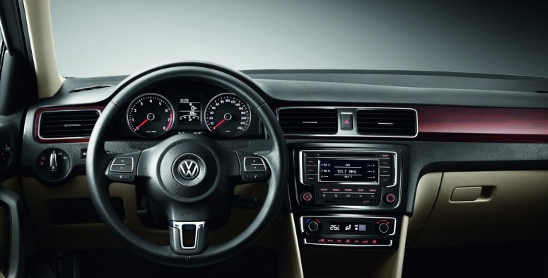 Volkswagen обновил китайский Passat под названием Santana