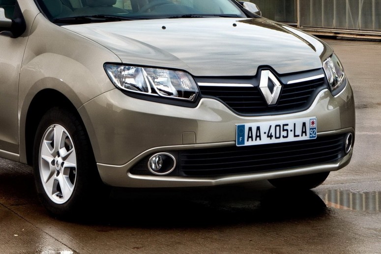 Румынская Dacia Logan превратится в 2013 Renault Symbol [видео]