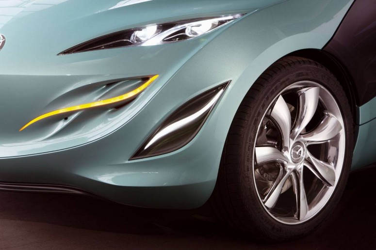 Mazda размышляет над роскошным мини