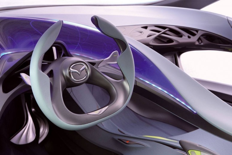 Mazda размышляет над роскошным мини