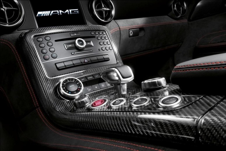 Фантастический Mercedes SLS AMG Black Series [фото]