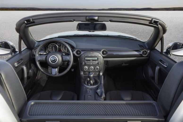 2013 Mazda MX-5: тонкие обновления для Европы