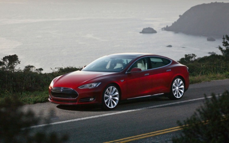 Tesla начнет собирать Model S в Европе