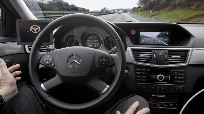 Автопилот от Mercedes-Benz почти готов