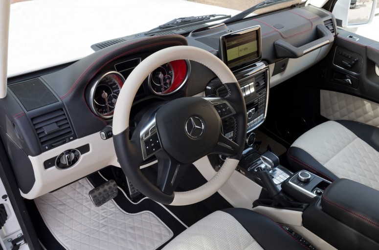 Mercedes-Benz запускает в серию G63 AMG 6x6 за полмиллиона [фото, видео]