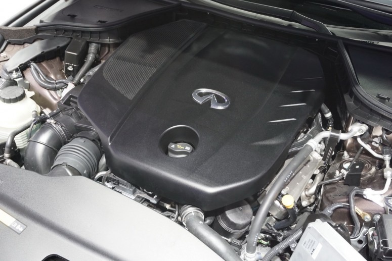 Infiniti Q50 идет в Европу с 2,2-литровым дизелем и гибридной установкой