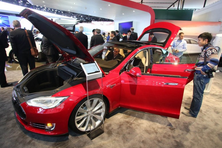 Tesla: тюнеры взялись за Model S