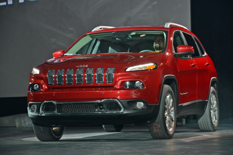 Новый 2014 Jeep Cherokee представили в Нью-Йорке [5 видео]