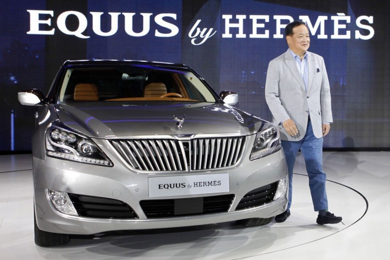 Hyundai Equus: шикарный лимузин от дизайнеров Hermes [видео]