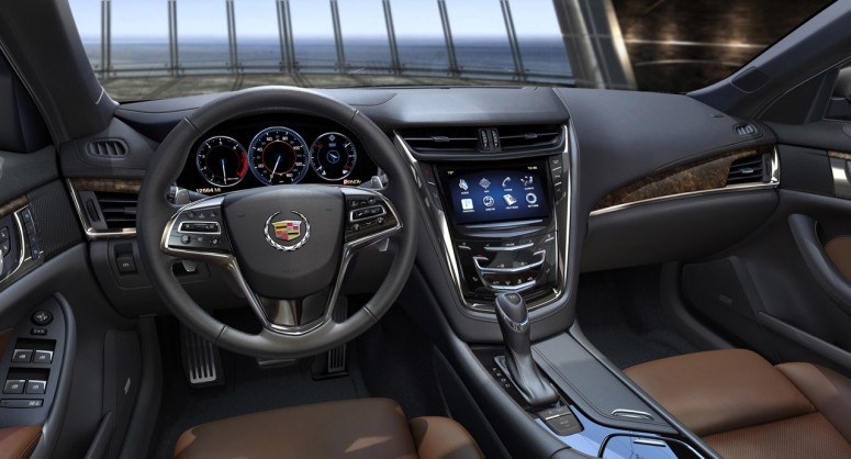 Новые фары Cadillac CTS добавили функциональности и агрессивности