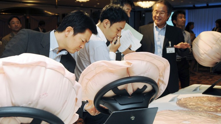 Корпорация Takata меняет президента, чтобы улучшить подушки безопасности