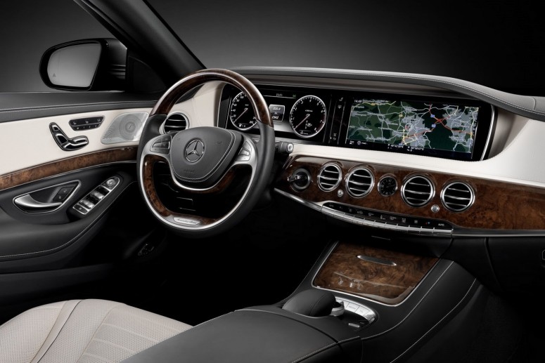 Новый Mercedes S-Class открыл дверь к автономному вождению машин