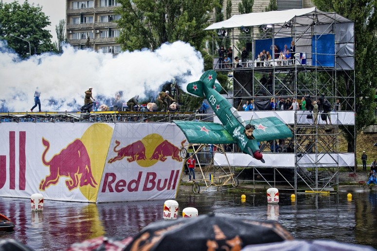 За кулисами Red Bull Flugtag 2013: фоторепортаж