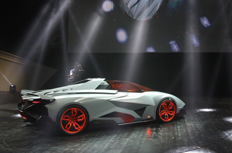 Замена Lamborghini Gallardo придет в 2014 году