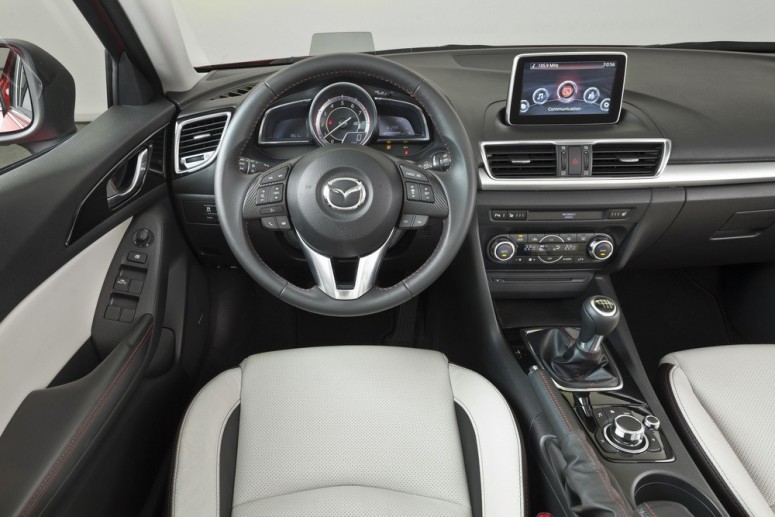 Седан Mazda3 2014 рассекречен [фото]