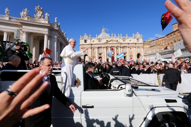 Папа Римский: «Мне больно видеть священника в автомобиле последней модели»