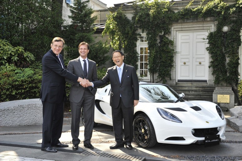 Lotus получила 100 миллионов фунтов инвестиций