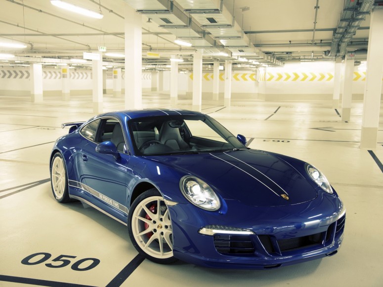 Porsche 911 Carrera 4S: спецверсия для Facebook [фото]