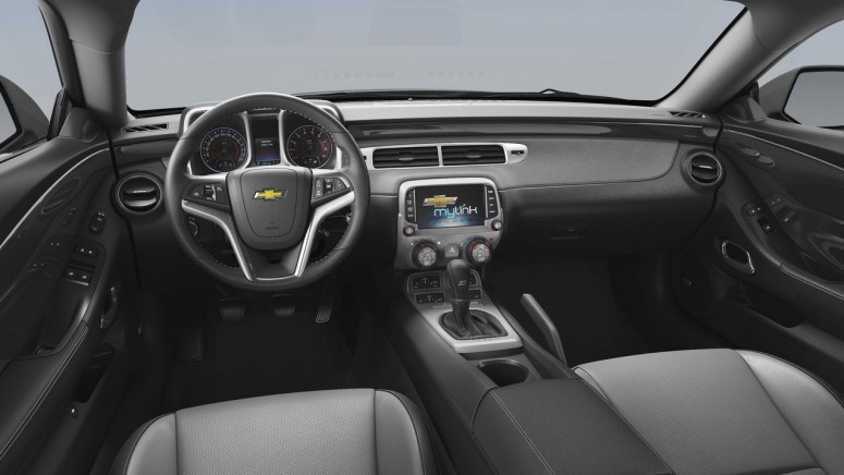 Кабриолет Chevrolet Camaro 2014 пережил рестайлинг [фото]