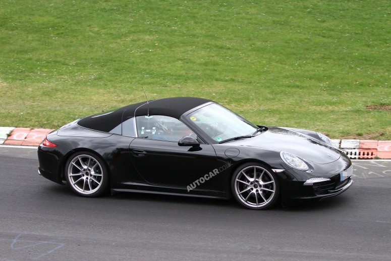 Porsche 911 Targa поймали без камуфляжа