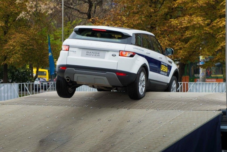 Range Rover Evoque Urban Adventure: внедорожные жилки [фото]