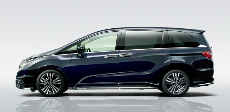 Пятую итерацию Honda Odyssey начали продавать в Японии