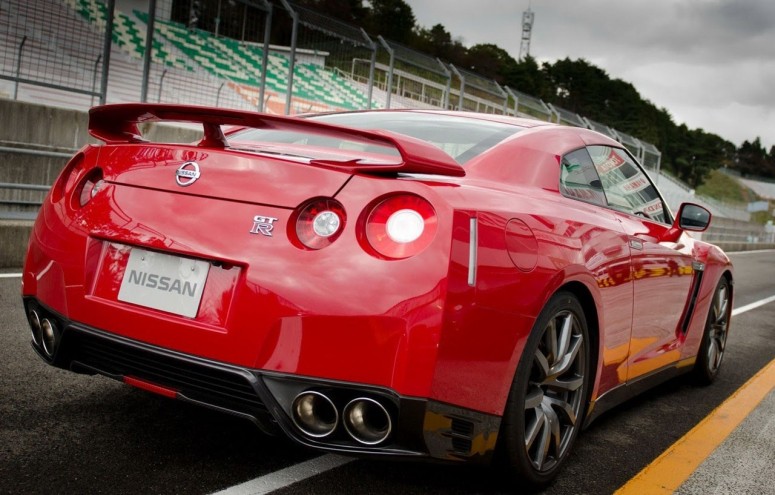 Следующее поколение Nissan GT-R будет гибридным