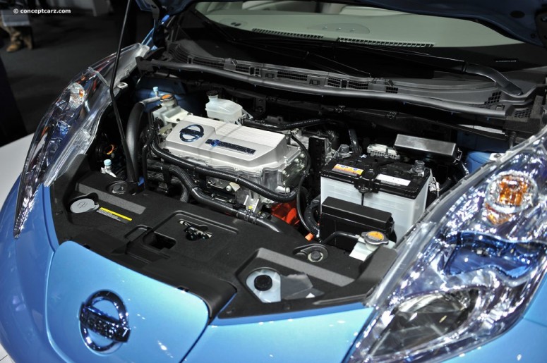 Nissan запустит электрофургон NV200 в 2014 году
