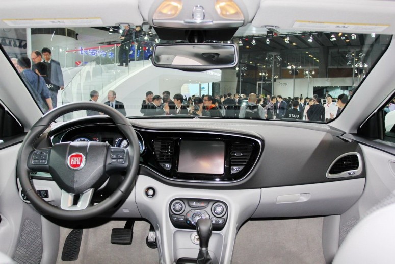 Фиатовцы для Китая переделали седан Dodge Dart в хэтчбек [фото]