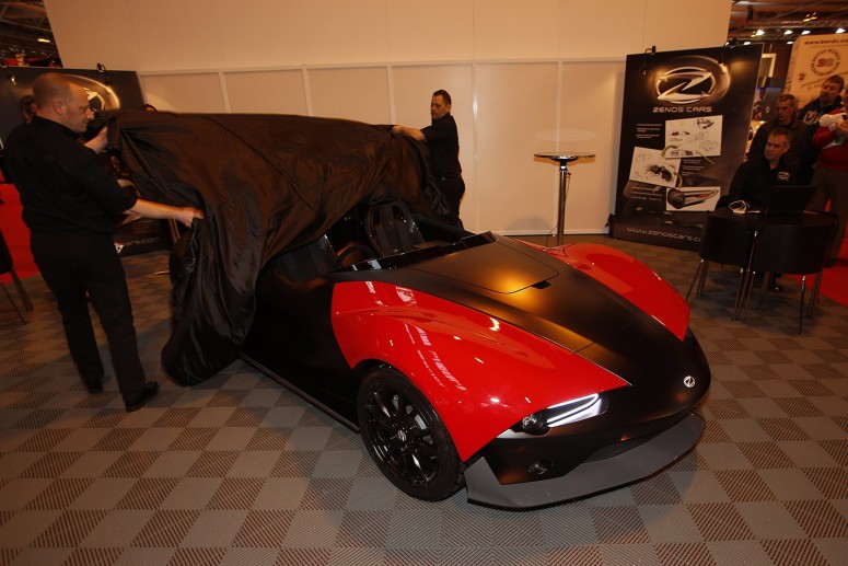 Экстравагантный Zenos E10 показали на Autosport International