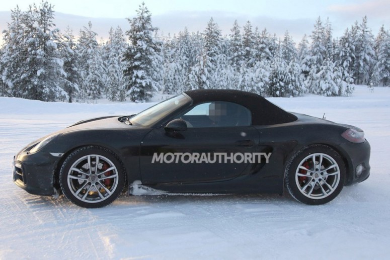 Шпионы засняли Porsche Boxster GTS третьего поколения [фото]